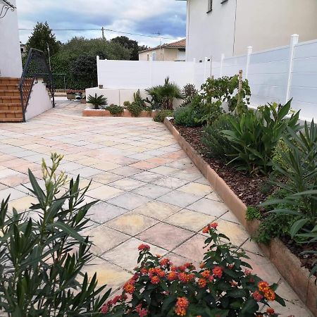 Maison De Charme Castries Εξωτερικό φωτογραφία